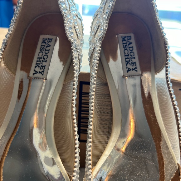 BADGLEY MISCHKA GIGI POINTED TOE FLAT size 8.5 brand new without box! - Picture 6 of 6